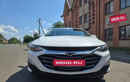 Chevrolet Malibu IX, 2020 год, 1 800 000 рублей, 1 фотография