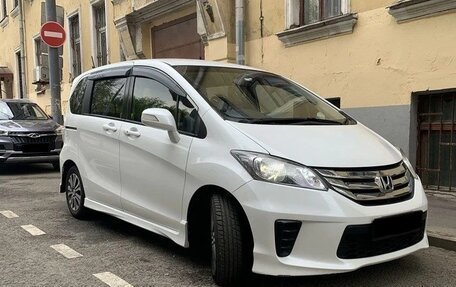 Honda Freed I, 2013 год, 1 160 000 рублей, 2 фотография