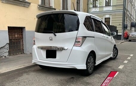 Honda Freed I, 2013 год, 1 160 000 рублей, 3 фотография