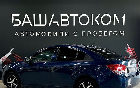 Chevrolet Cruze II, 2012 год, 700 000 рублей, 2 фотография