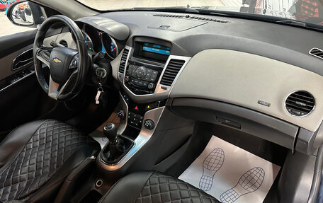 Chevrolet Cruze II, 2012 год, 700 000 рублей, 8 фотография