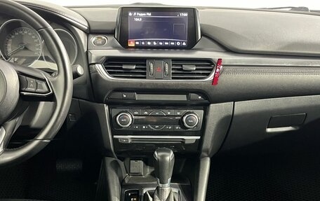 Mazda 6, 2017 год, 1 990 000 рублей, 11 фотография