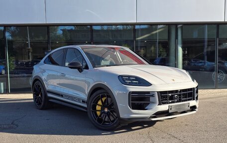 Porsche Cayenne III, 2025 год, 31 790 000 рублей, 3 фотография