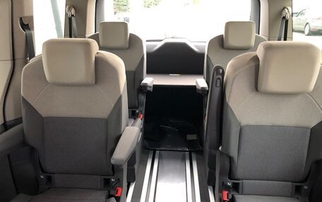 Volkswagen Multivan, 2025 год, 7 550 000 рублей, 10 фотография