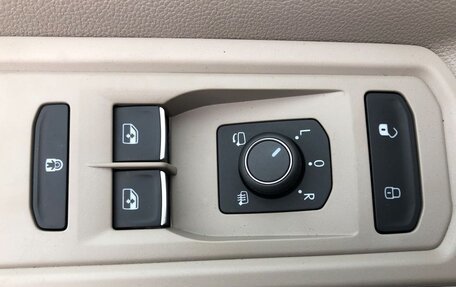 Volkswagen Multivan, 2025 год, 7 550 000 рублей, 20 фотография