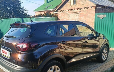 Renault Kaptur I рестайлинг, 2016 год, 1 300 000 рублей, 2 фотография