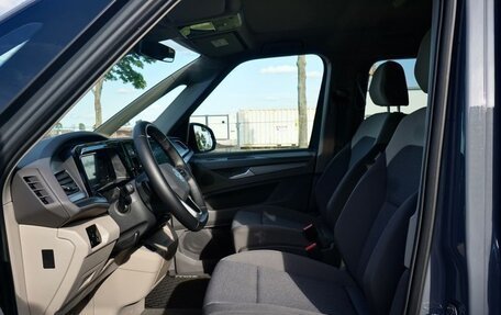 Volkswagen Multivan, 2024 год, 7 500 000 рублей, 13 фотография