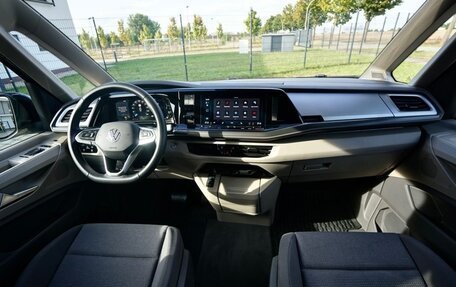 Volkswagen Multivan, 2024 год, 7 500 000 рублей, 10 фотография