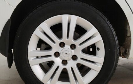 Opel Zafira B, 2011 год, 700 000 рублей, 21 фотография