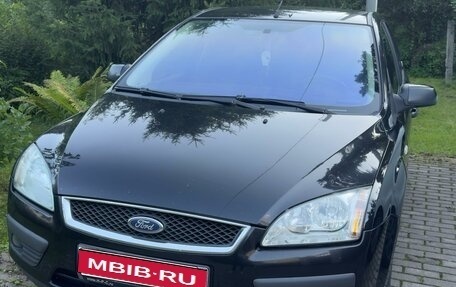Ford Focus II рестайлинг, 2005 год, 550 000 рублей, 1 фотография