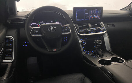 Toyota Land Cruiser, 2022 год, 9 599 000 рублей, 9 фотография