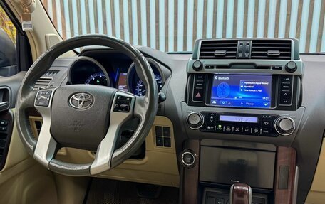 Toyota Land Cruiser Prado 150 рестайлинг 2, 2015 год, 4 000 000 рублей, 6 фотография