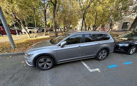 Volkswagen Passat B8 рестайлинг, 2018 год, 2 700 000 рублей, 1 фотография