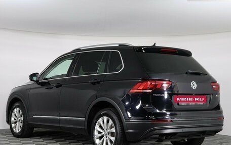 Volkswagen Tiguan II, 2018 год, 2 497 000 рублей, 7 фотография