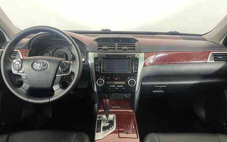 Toyota Camry, 2012 год, 1 306 000 рублей, 13 фотография
