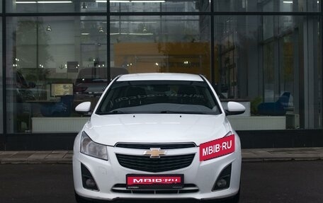 Chevrolet Cruze II, 2013 год, 690 000 рублей, 3 фотография