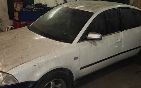 Volkswagen Passat B5+ рестайлинг, 2001 год, 250 000 рублей, 2 фотография