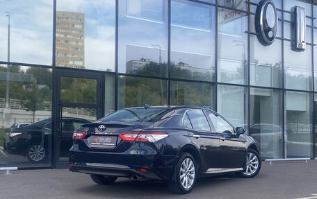 Toyota Camry, 2020 год, 3 030 000 рублей, 2 фотография