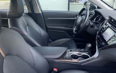 Toyota Camry, 2020 год, 3 030 000 рублей, 13 фотография