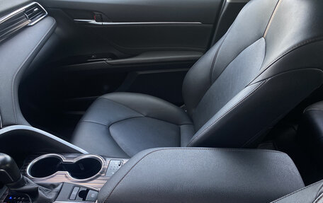 Toyota Camry, 2020 год, 3 030 000 рублей, 12 фотография