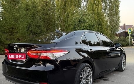 Toyota Camry, 2020 год, 2 450 000 рублей, 5 фотография