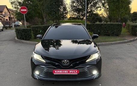 Toyota Camry, 2020 год, 2 450 000 рублей, 8 фотография
