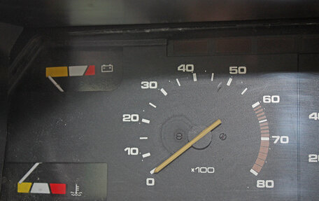 ИЖ 2126 «Ода», 2001 год, 75 000 рублей, 13 фотография