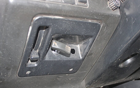 ИЖ 2126 «Ода», 2001 год, 75 000 рублей, 9 фотография