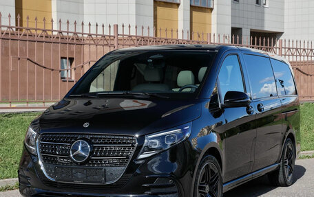 Mercedes-Benz V-Класс, 2025 год, 13 745 000 рублей, 15 фотография
