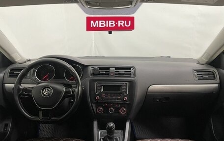 Volkswagen Jetta VI, 2016 год, 899 900 рублей, 11 фотография