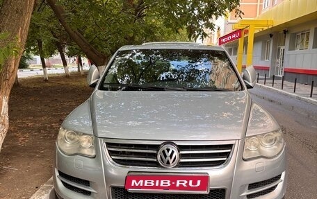 Volkswagen Touareg III, 2007 год, 1 150 000 рублей, 1 фотография