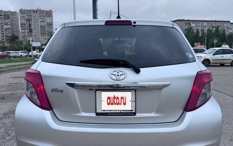 Toyota Vitz, 2011 год, 890 000 рублей, 8 фотография