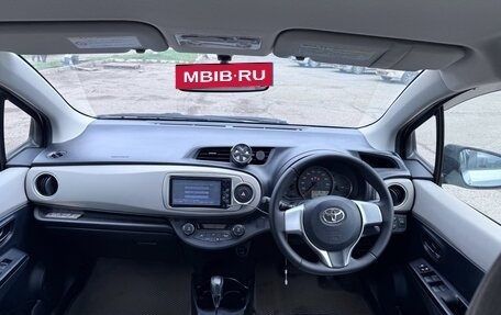 Toyota Vitz, 2011 год, 890 000 рублей, 10 фотография