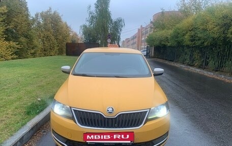 Skoda Rapid I, 2018 год, 1 050 000 рублей, 9 фотография
