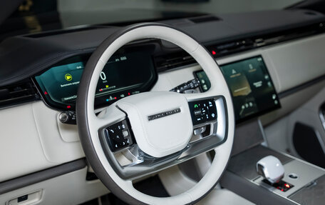 Land Rover Range Rover IV рестайлинг, 2025 год, 33 490 000 рублей, 17 фотография