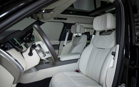 Land Rover Range Rover IV рестайлинг, 2025 год, 33 490 000 рублей, 20 фотография