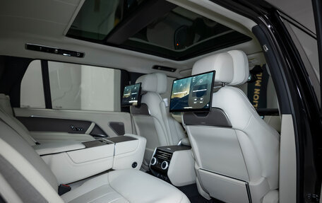 Land Rover Range Rover IV рестайлинг, 2025 год, 33 490 000 рублей, 33 фотография