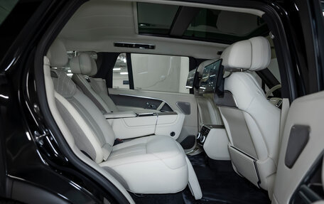 Land Rover Range Rover IV рестайлинг, 2025 год, 33 490 000 рублей, 34 фотография