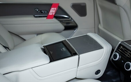 Land Rover Range Rover IV рестайлинг, 2025 год, 33 490 000 рублей, 32 фотография