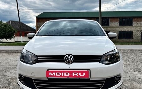 Volkswagen Polo VI (EU Market), 2012 год, 780 000 рублей, 4 фотография