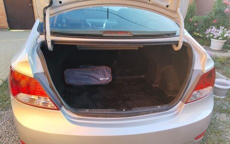 Hyundai Solaris II рестайлинг, 2013 год, 830 000 рублей, 9 фотография