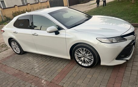Toyota Camry, 2019 год, 2 650 000 рублей, 3 фотография
