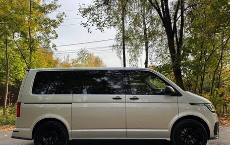 Volkswagen Multivan T6 рестайлинг, 2020 год, 4 350 000 рублей, 9 фотография