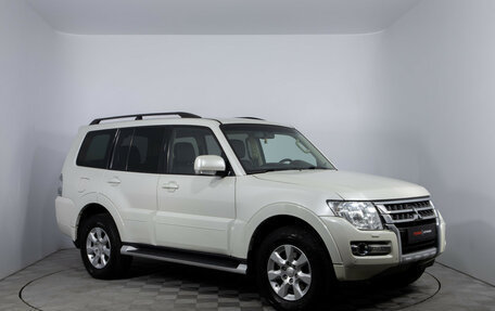 Mitsubishi Pajero IV, 2015 год, 3 720 000 рублей, 3 фотография