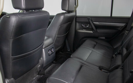 Mitsubishi Pajero IV, 2015 год, 3 720 000 рублей, 11 фотография