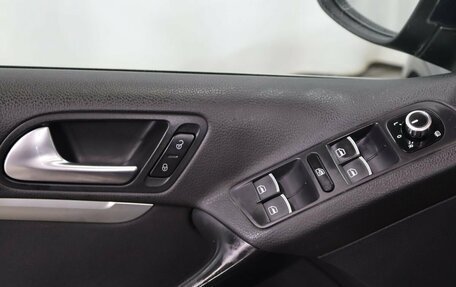 Volkswagen Tiguan I, 2013 год, 990 000 рублей, 3 фотография