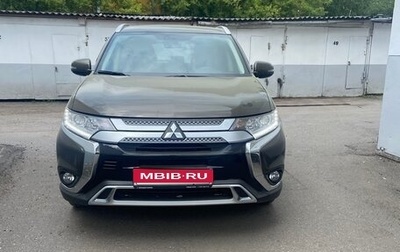 Mitsubishi Outlander III рестайлинг 3, 2020 год, 2 750 000 рублей, 1 фотография