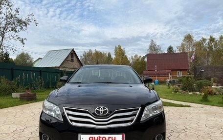 Toyota Camry, 2011 год, 1 250 000 рублей, 1 фотография