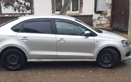 Volkswagen Polo VI (EU Market), 2013 год, 550 000 рублей, 2 фотография
