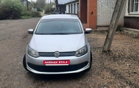 Volkswagen Polo VI (EU Market), 2013 год, 550 000 рублей, 3 фотография